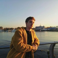 Антон Мирошниченко