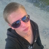 Денис Гусев