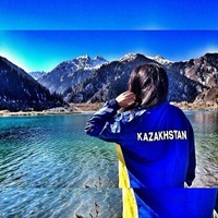 Макс Шарипханов