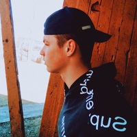 Макс Ващенко