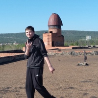 Илья Бражников