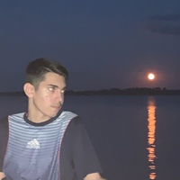 Александр Наумов