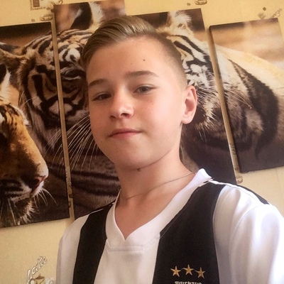 Аким Тихонов