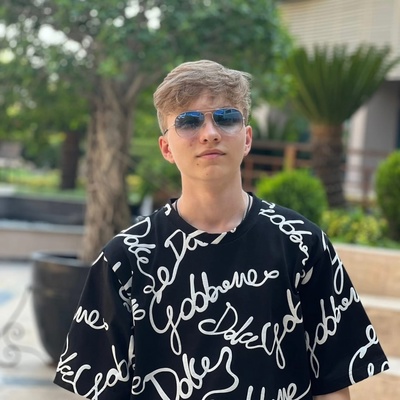 Влад Каирбеков