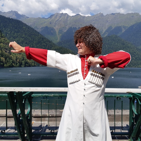 Александр Лазарев