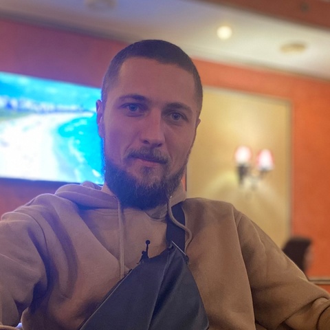Дмитрий Маслаков