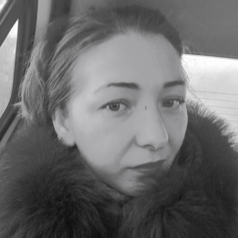 Юля Крутова
